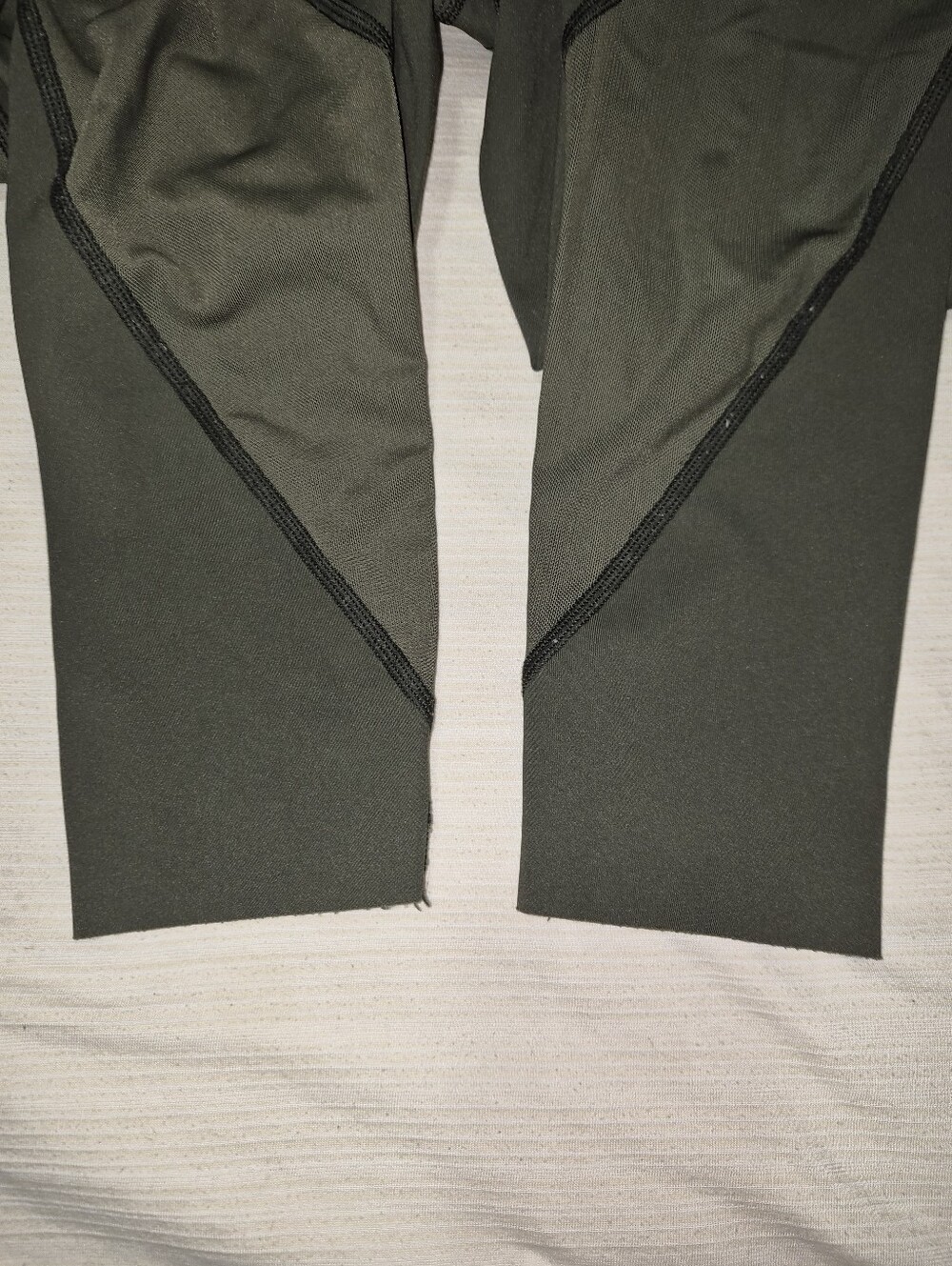 Aerie Offline Army Green Leggings - Picture 7 of 7